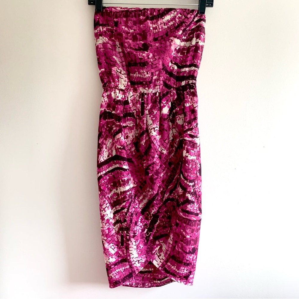 Bar III Macy’s Purple Patterned Strapless Summer Dress
Size XS
